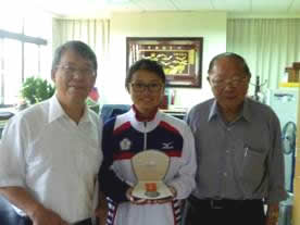 http://www.cust.edu.tw/www/post/files/stchang/111.jpg